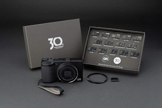 10/21発売 RICOH GR IV 30th Anniversary Edition Kitの予約開始日